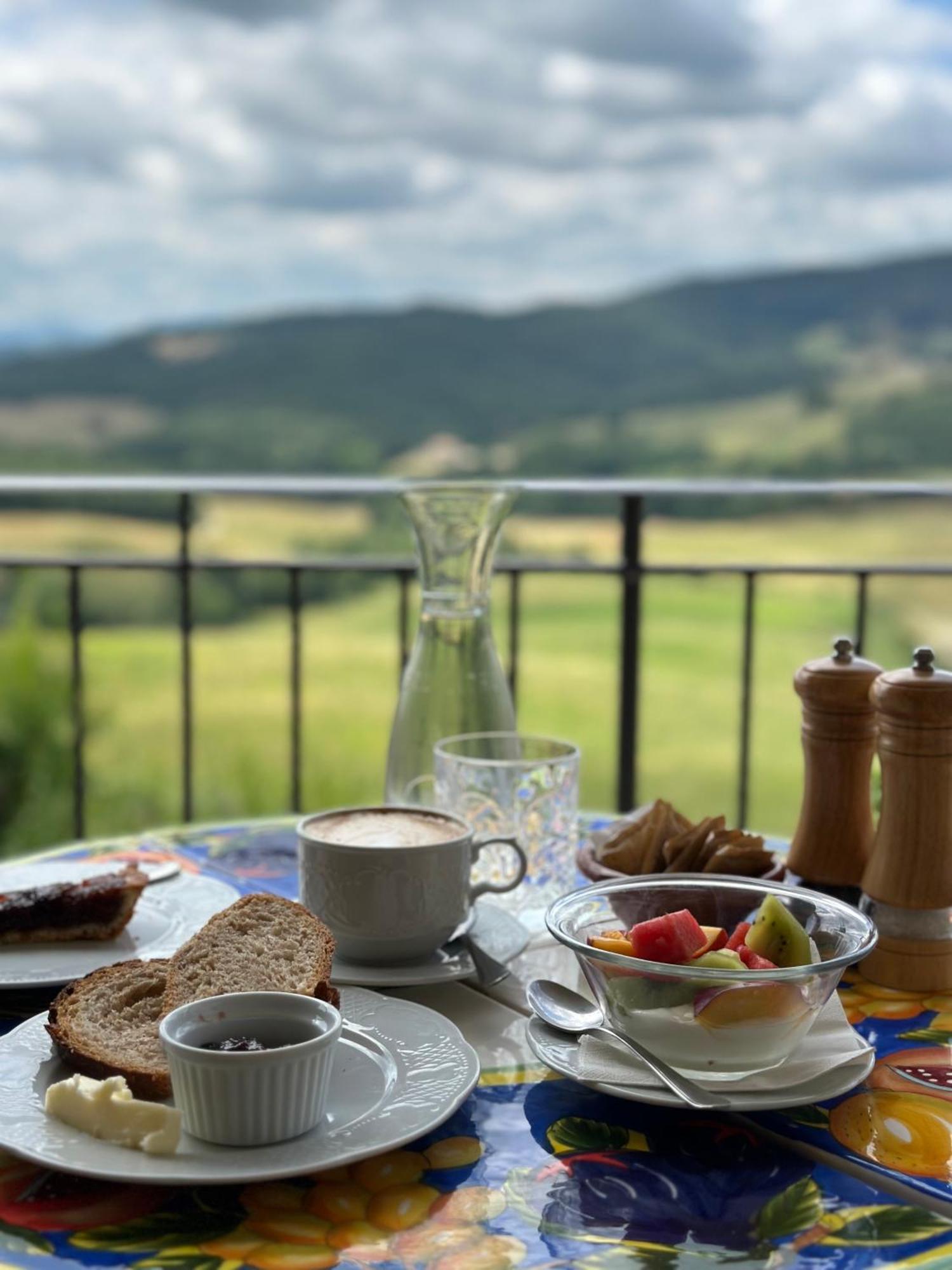 Borgo Tignano Apartment Casole dʼElsa Екстериор снимка