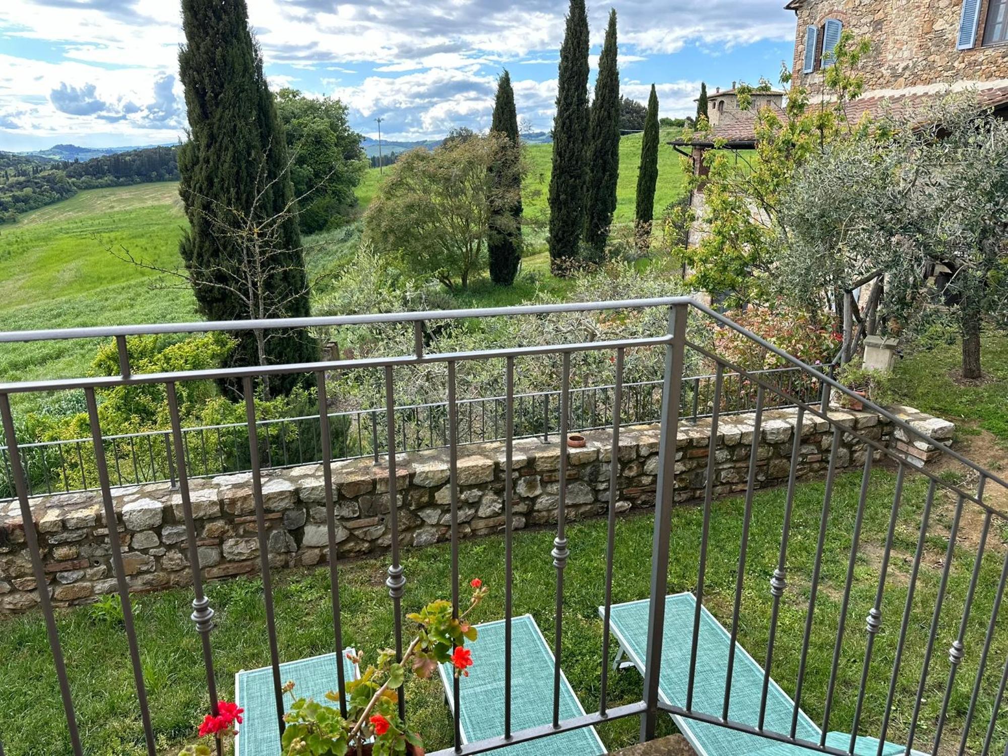 Borgo Tignano Apartment Casole dʼElsa Екстериор снимка